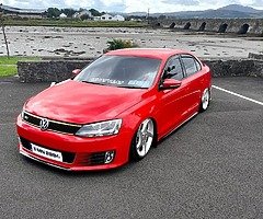 Volkswagen Jetta 1.6 tdi ( bagged,airlift,3p management) - Image 5/10