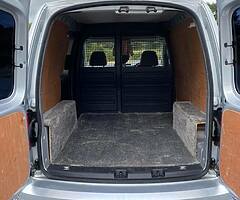Caddy van - Image 9/10