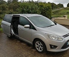 Ford C-MAX - Image 1/10