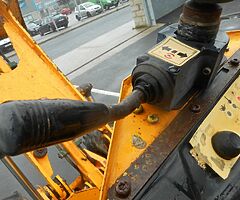 FOR SALE: Thwaites 1 Tonne Dumper