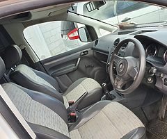 Volkswagen Caddy Van - Image 5/9