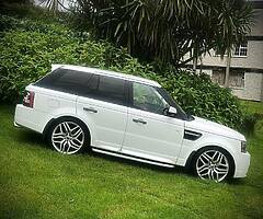 IMMACULATE.      Range Rover Sport                         Autobiography