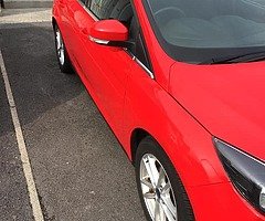 FORD FOCUS (33KM)