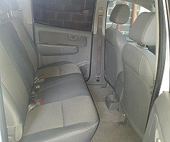 Toyota Hilux - Image 5/10