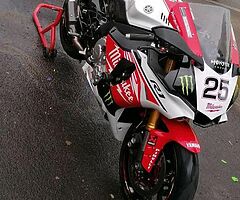 2015 Yamaha R1