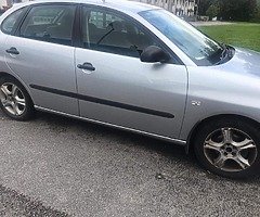 Seat - Image 4/4