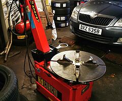 CORGHI  A2019 FULLY AUTOMATIC TYRE CHANGER - Image 5/10