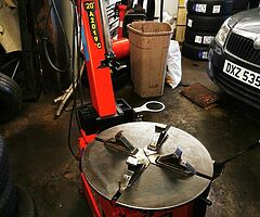 CORGHI  A2019 FULLY AUTOMATIC TYRE CHANGER - Image 6/10