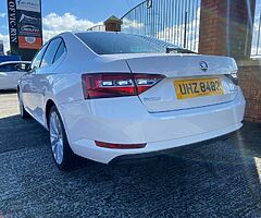 2016 Škoda Superb SEL Executive 2.0 TDi DSG - Image 3/10