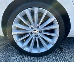 2016 Škoda Superb SEL Executive 2.0 TDi DSG - Image 9/10