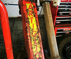 CORGHI ARTIGLIO TYRE CHANGER 
FOR PARTS
OFFERS - Image 3/8