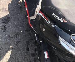 Moped - Image 3/9