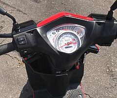 Moped - Image 4/9