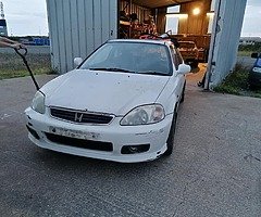 Honda Civic for parts - Image 3/3