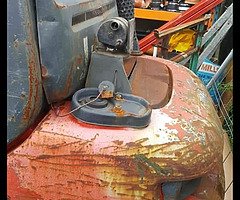 Forklift - Image 6/8