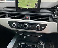 Audi A4 Sline 2.0 TDI 161 - Image 8/10