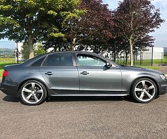 Audi A4 S line black edition