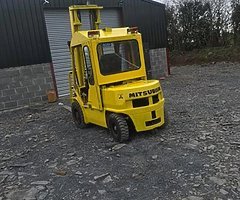 Mitsubishi 4.5 ton forklift