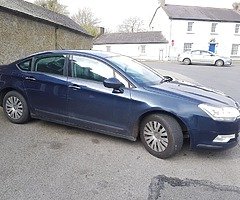 Citroen c5 Saloon Co2 Year: 2009 1.6 HDI Diesel 147.000 Miles OPTION Electrical windows front an - Image 3/9