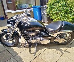 Suzuki M800 Intruder