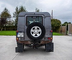 2014 Land Rover Defender 90 - Image 9/10