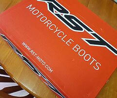 Rst tractech evo 3 motorcycle boots