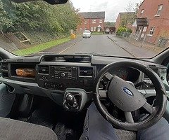 Transit van - Image 8/9