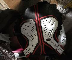 Motorbike boots £20 for each n £30 for the gear or 60 for all - Image 6/8