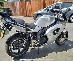 Triumph Sprint ST 1050 ABS - Image 5/10
