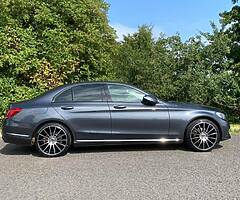 MERCEDES C220 AMG BLACK EDITION