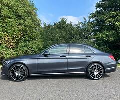 MERCEDES C220 AMG BLACK EDITION - Image 4/10