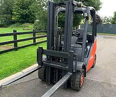 Linde Diesel Forklift