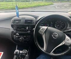 2015 Nissan Pulsar - Image 8/10