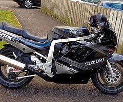 1989 SUZUKI  Gsxr 750K SLINGSHOT - Image 4/8