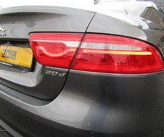 2016 Jaguar XE - Image 4/10
