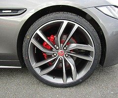 2016 Jaguar XE - Image 5/10