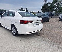 Toyota Avensis 1.6 D4D Active - Image 6/7