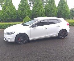 Volvo V40 R-Design - Image 5/10