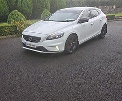 Volvo V40 R-Design - Image 7/10