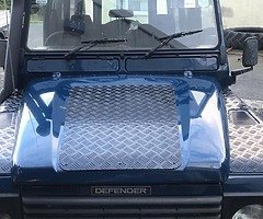 110 Land Rover Defender Td5 - Image 7/10