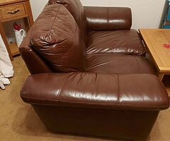 Couch - Image 4/4