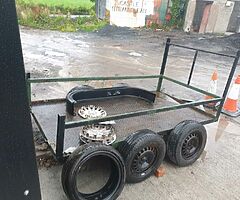 Double axle trailer