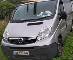 Breaking only Traffic Vivaro Primastar