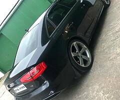 Audi A4 Black Edition - Image 5/10