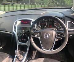 2015 VAUXHALL ASTRA EXCITE 1.4 PETROL ** FINANCE AVAILABLE WITH NO DEPOSIT NEEDED
