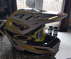 Bell motorcross helmet - Image 3/3