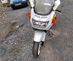 1990 Honda CBR - Image 4/6