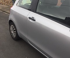 Toyota Yaris - Image 3/10