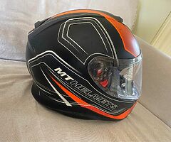 Motorbike helmet Size M
