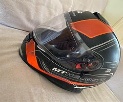 Motorbike helmet Size M